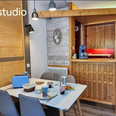 Arc 2000 -location De 2 Et 1 Avec Balcon Et Vue *