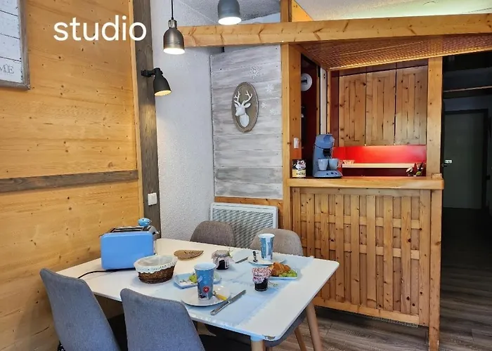 Arc 2000 -location De 2 Et 1 Avec Balcon Et Vue *